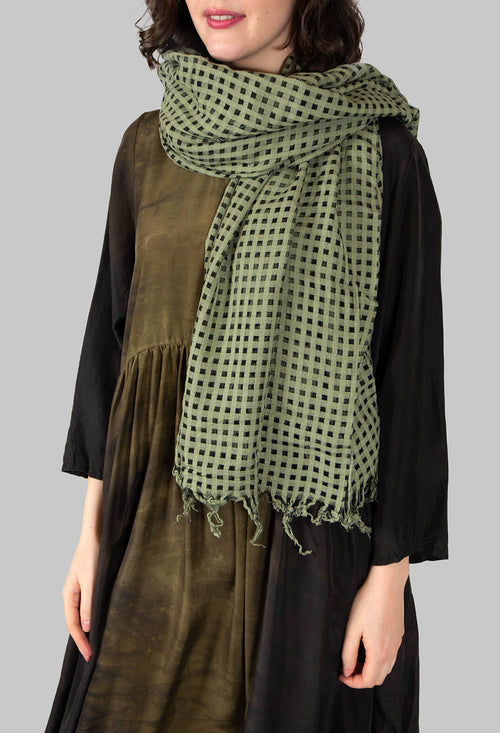 Neohne Scarf in Teich Green
