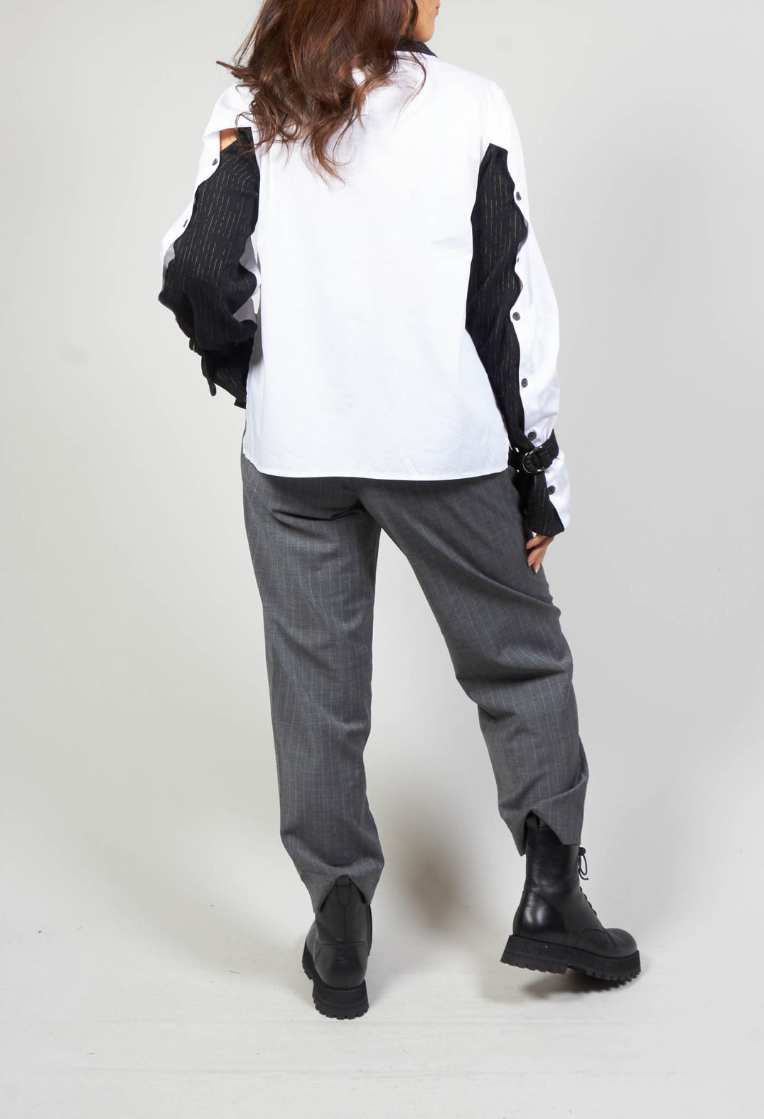 Contrast Top in Orpimento Black