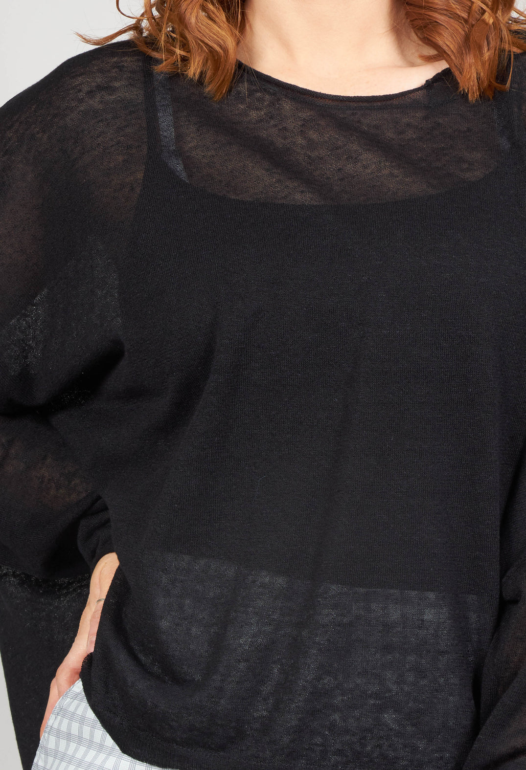 Oversized Cropped Jumper in Black