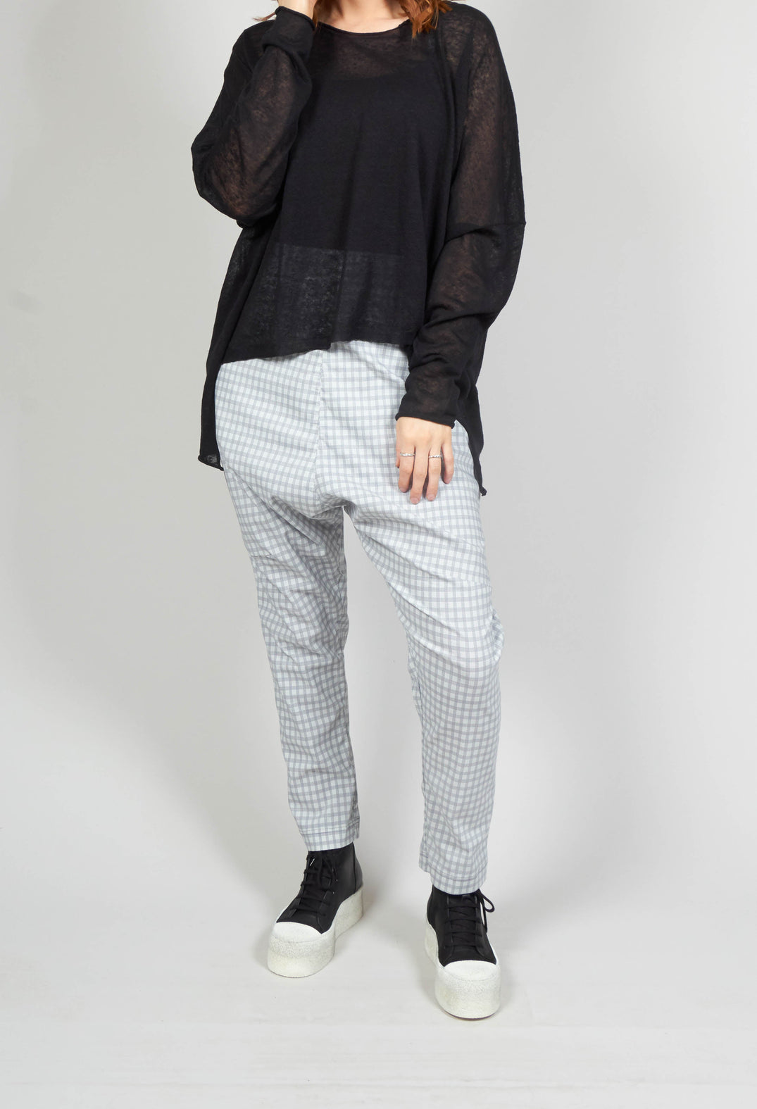 Oversized Cropped Jumper in Black