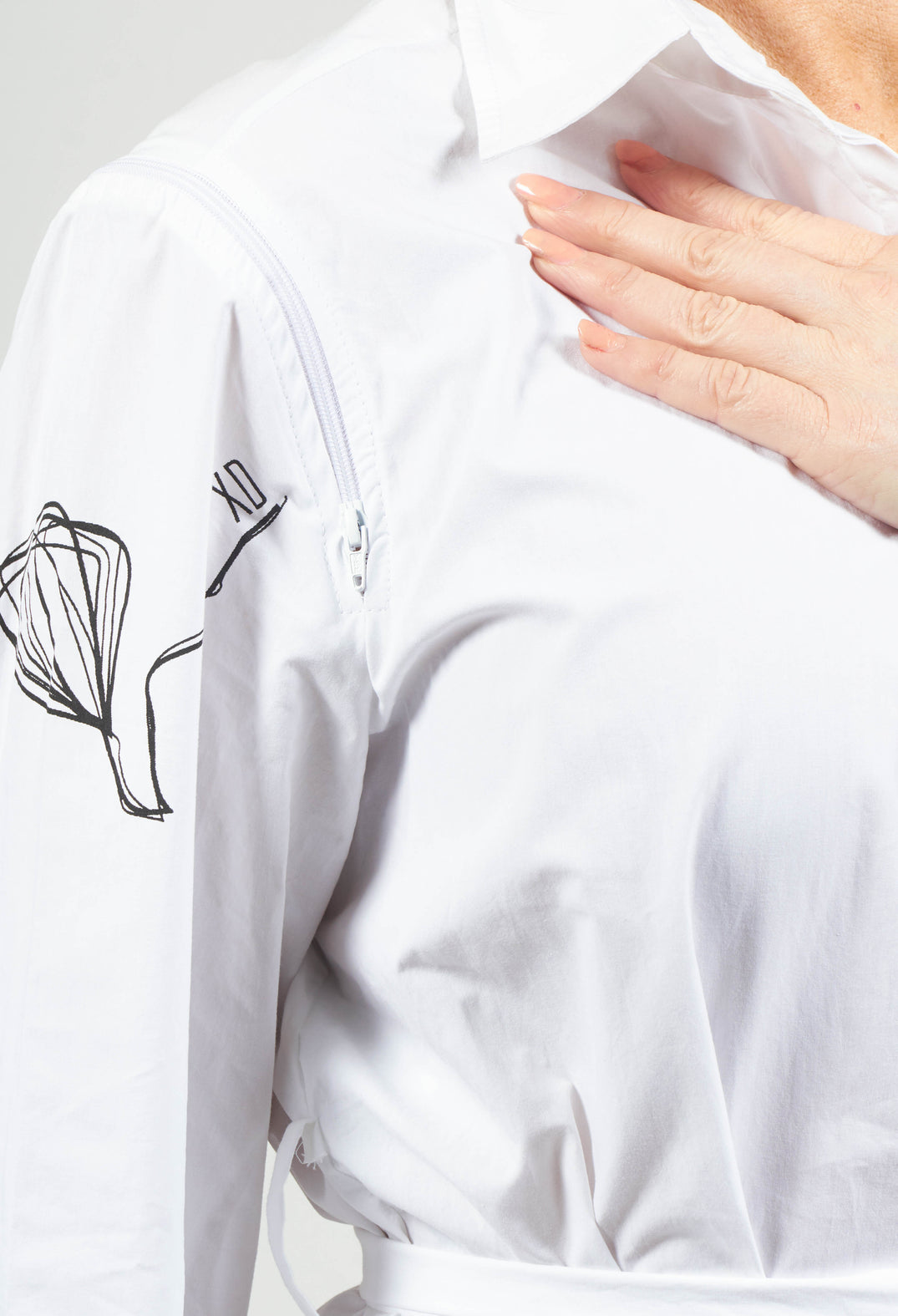 Oversized Belted Shirt Dress with Pattern in White
