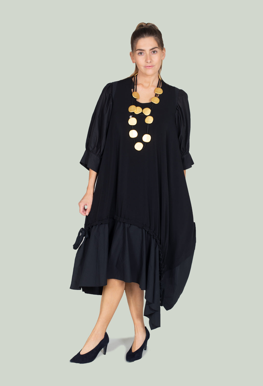 Sleeveless Dress in Black