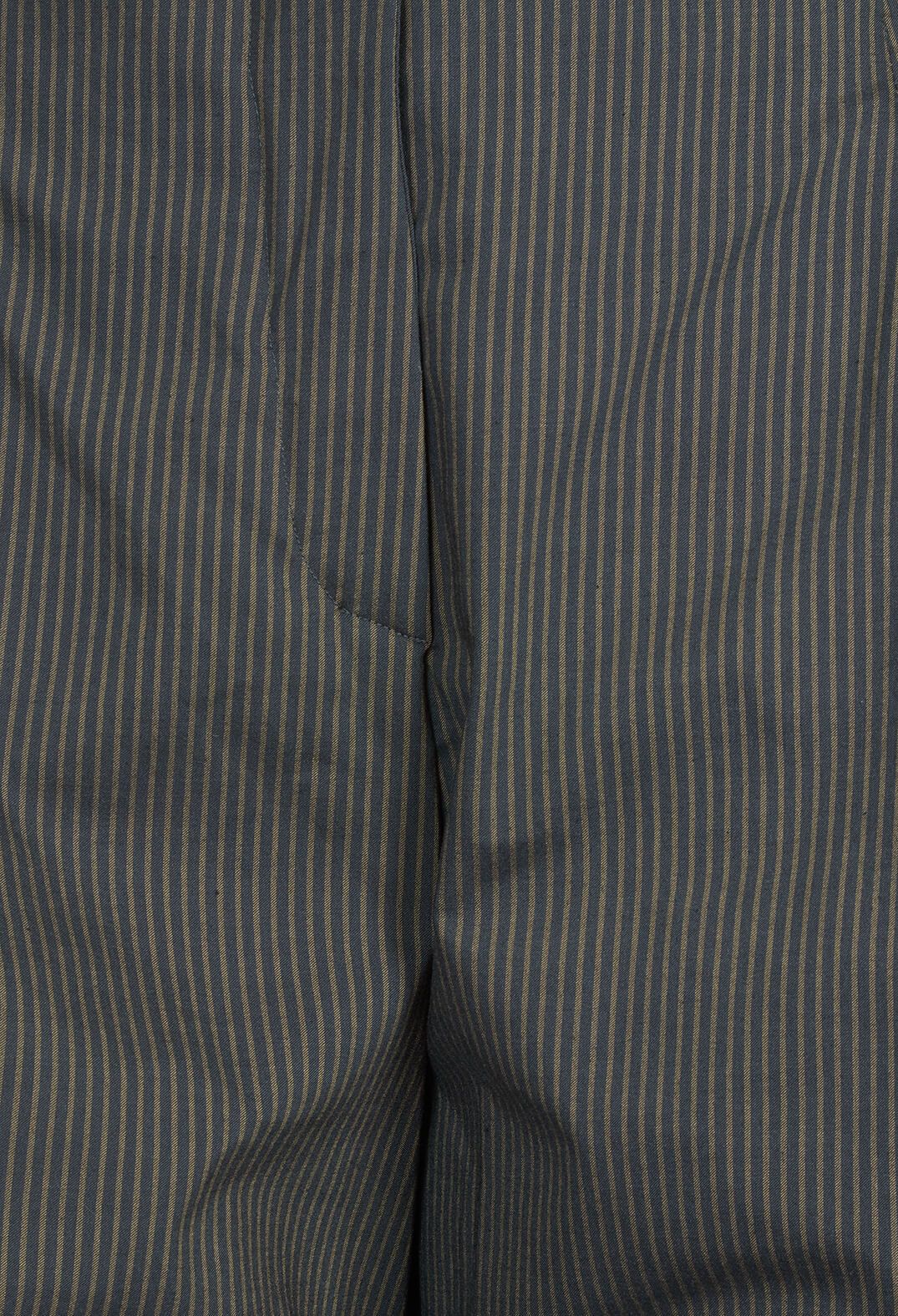 Peg Trousers in Grey