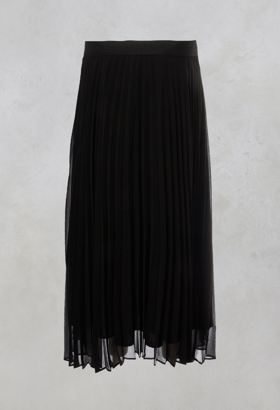 Pleated Skirt in Black