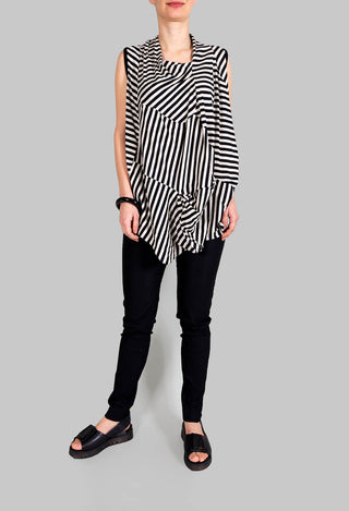 Straight Leg Trousers in Black