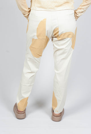 Skinny Fit Trousers with Pockets in Corn Print