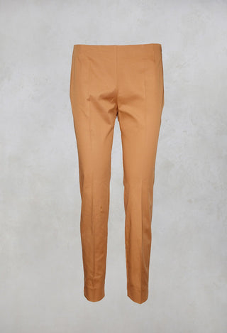 Skinny Trousers in Ocra-Ochre