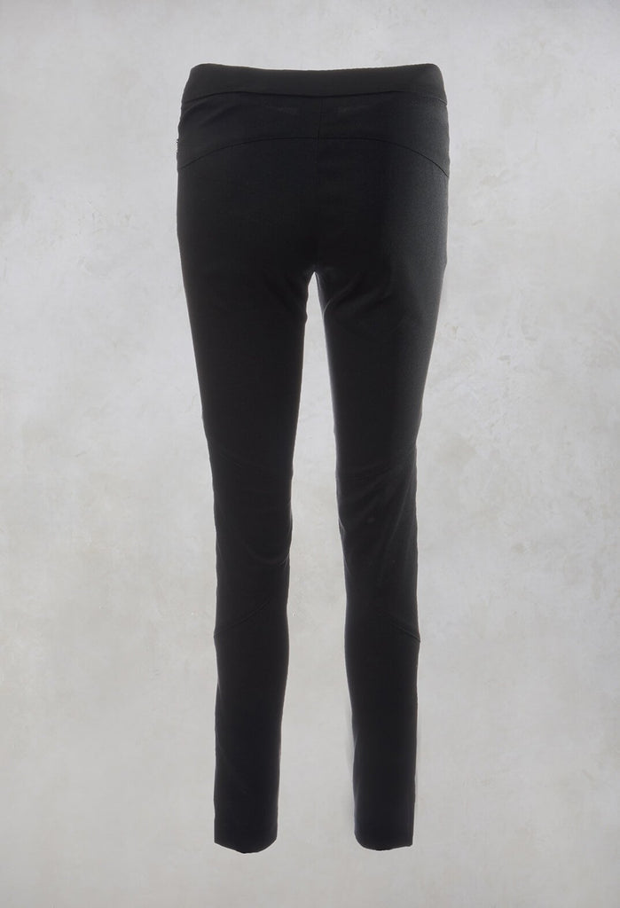 Tailored Trousers in Cornindone Black