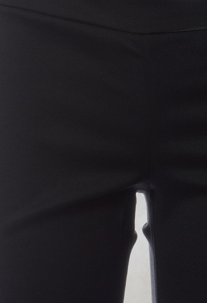 Tailored Trousers in Cornindone Black