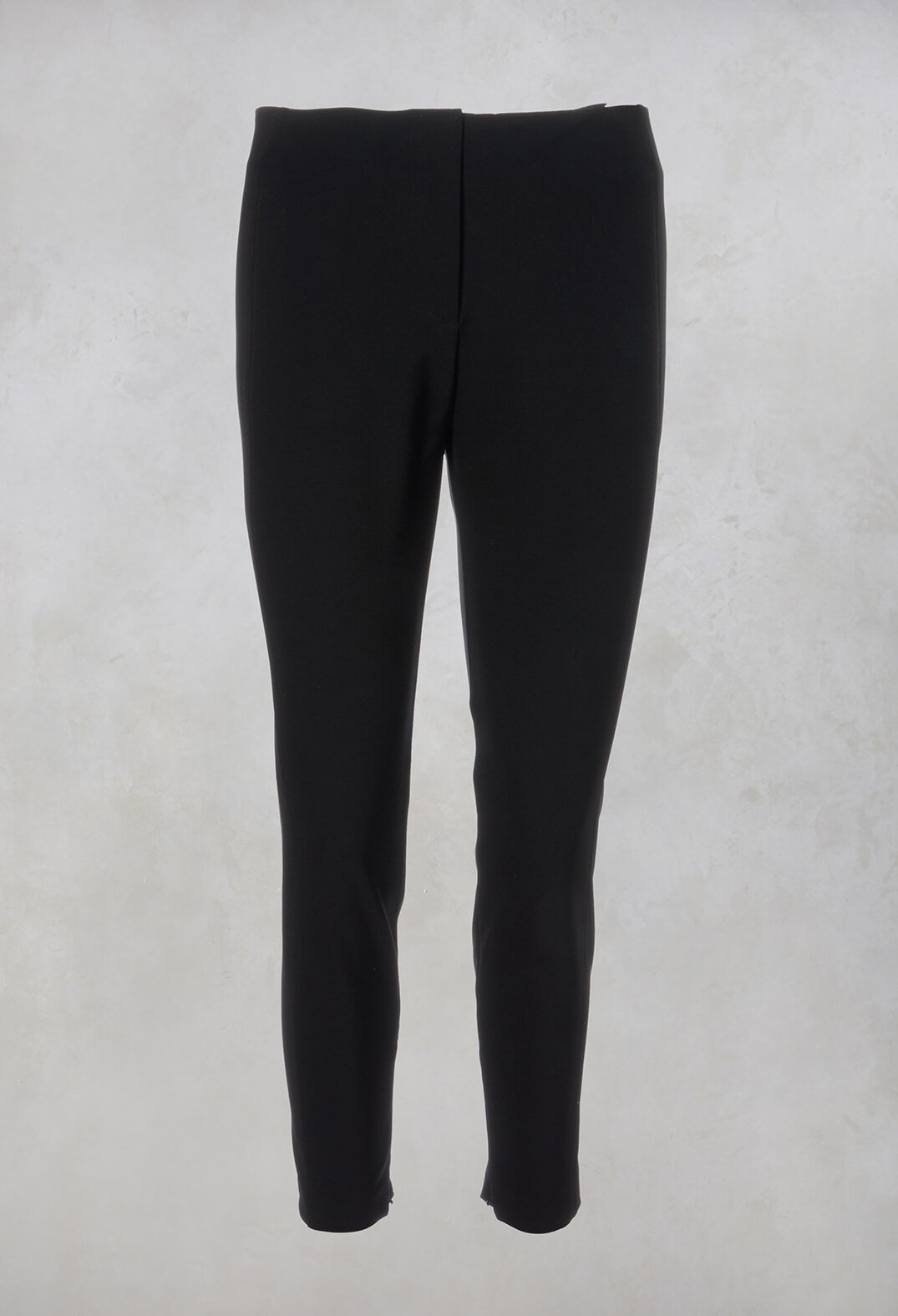 Tailored Trousers in Nero