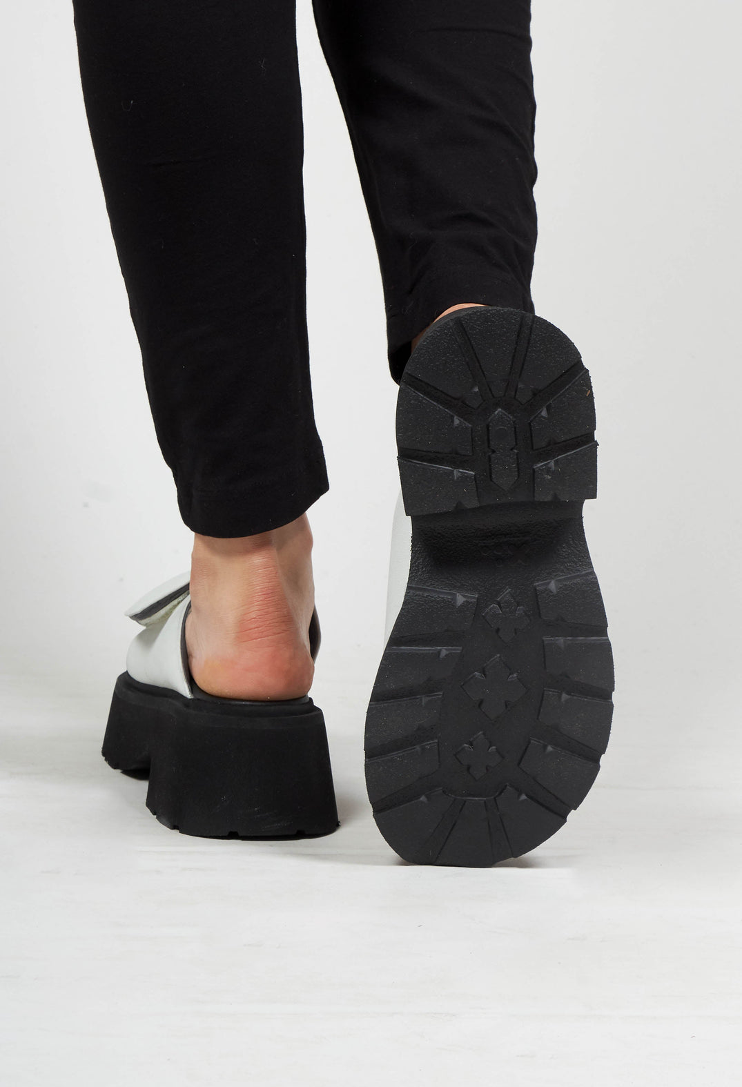 Thick Velcro Strapped Sandal in Gasoline Bianco Ottico