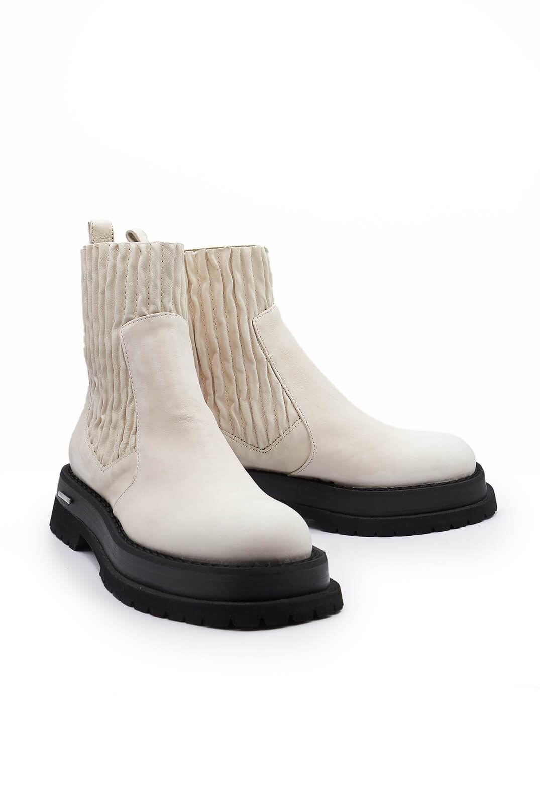 Tronchetto Fuco Boots in Gesso