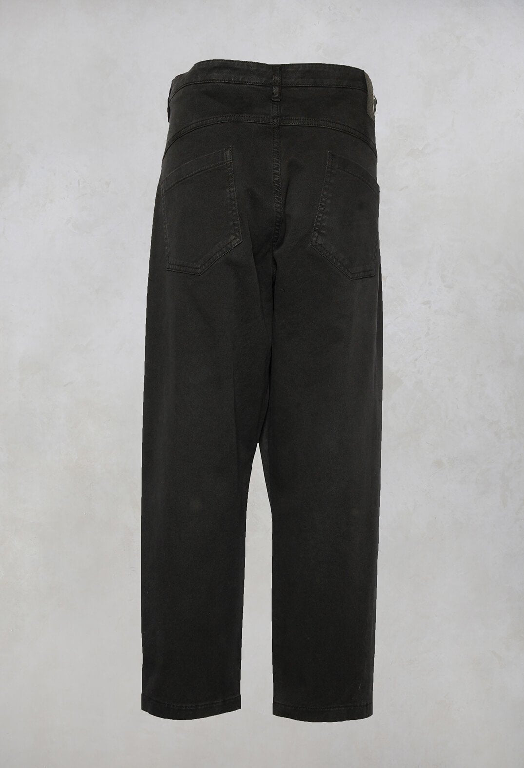 Straight Leg Jeans with Patch Pockets in Black
