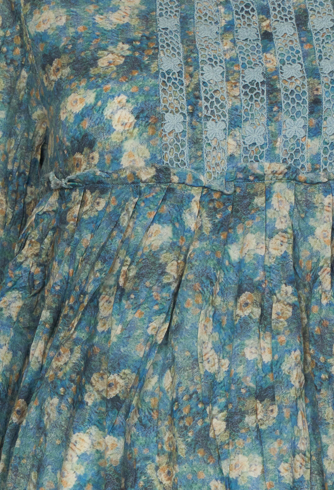Tunic Dress with Curved Hem in Blue Flower