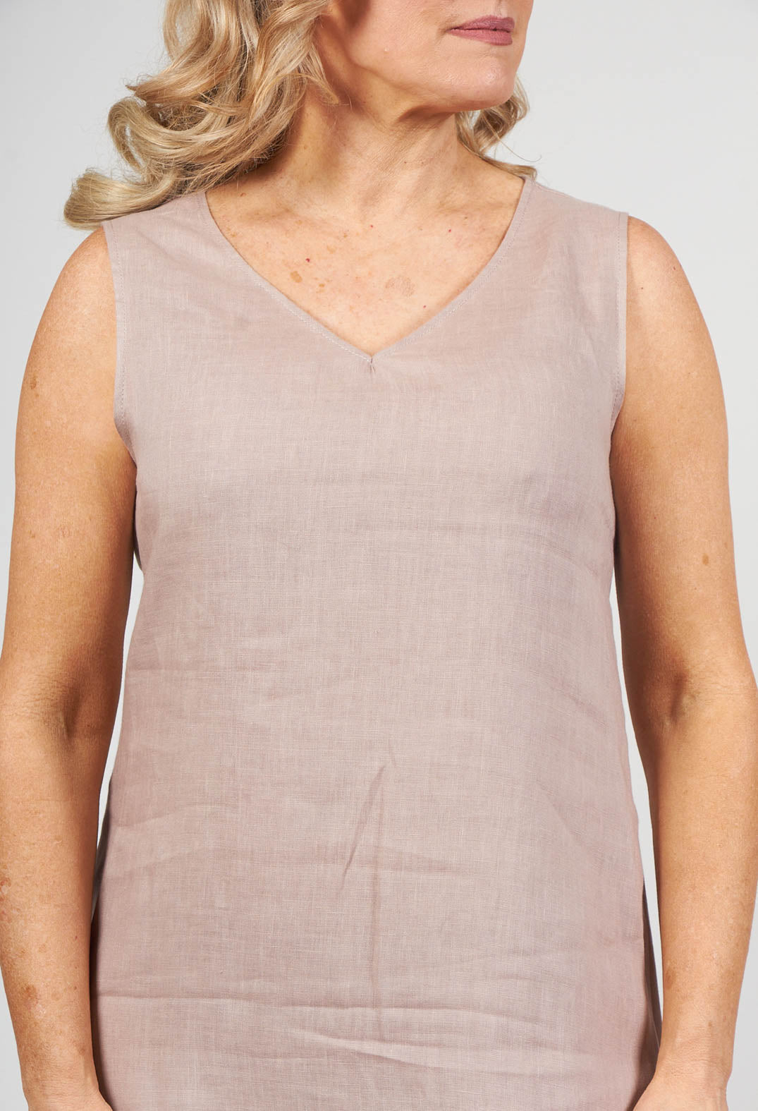 V-Neck Linen Dress in Dusky Pink