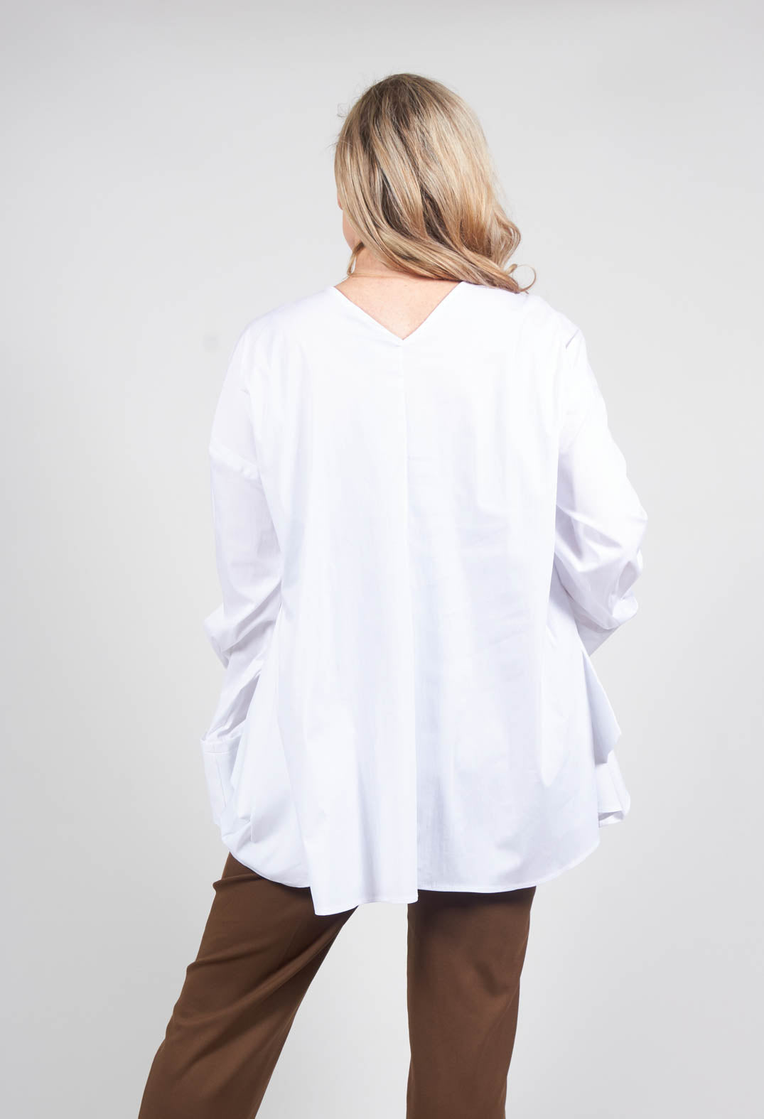 V-Neck Tailored Top in Bianco