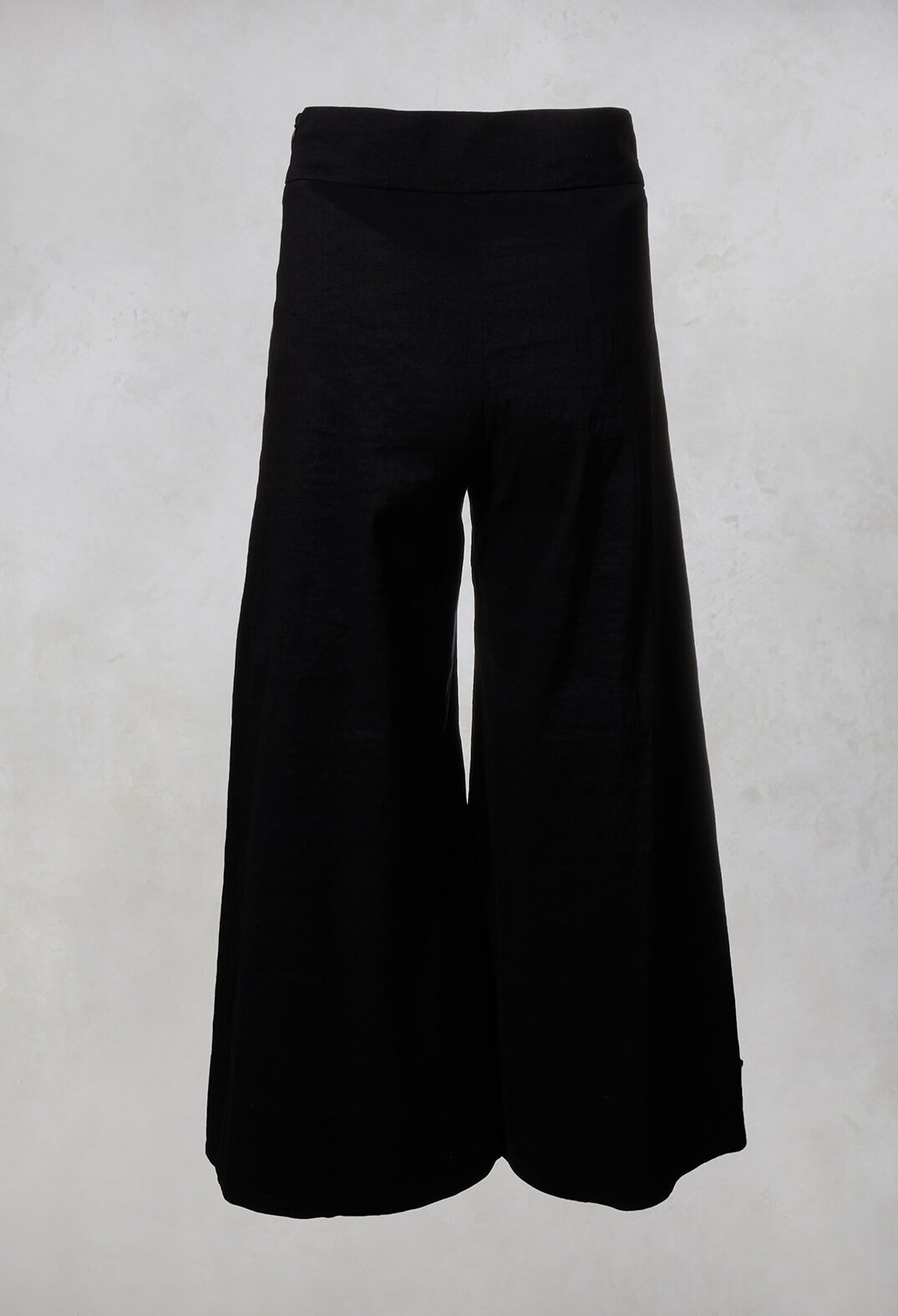 Wide Leg Trousers in Navy