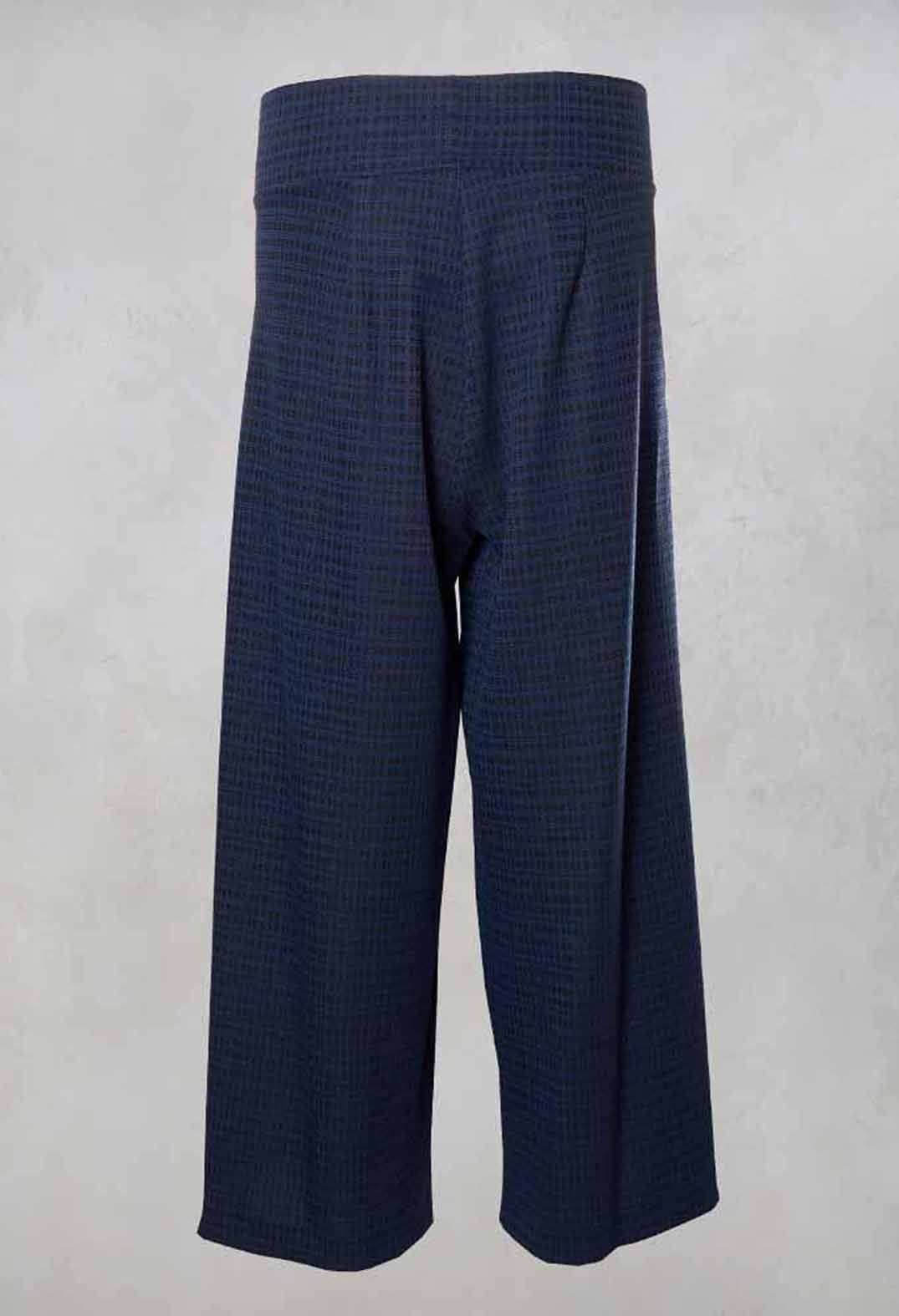 Wide Legged Trousers in Oversea