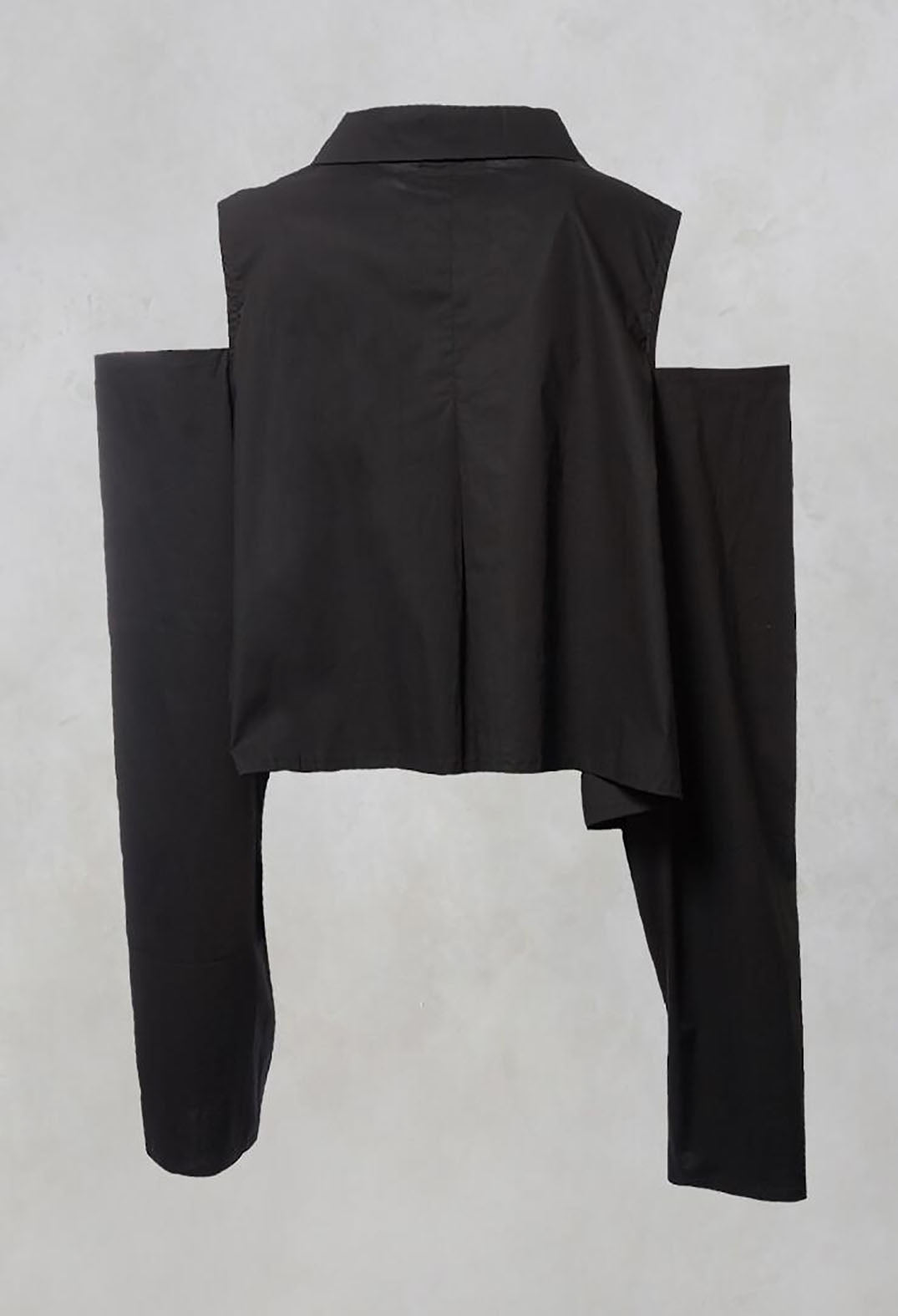 Dansholmen Shirt with Cut Out Shoulders in Black