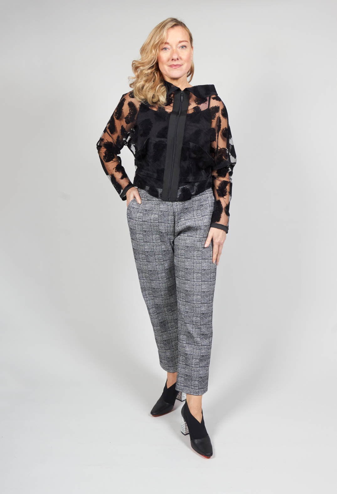 Cropped Pleated Trouser with Button in Check